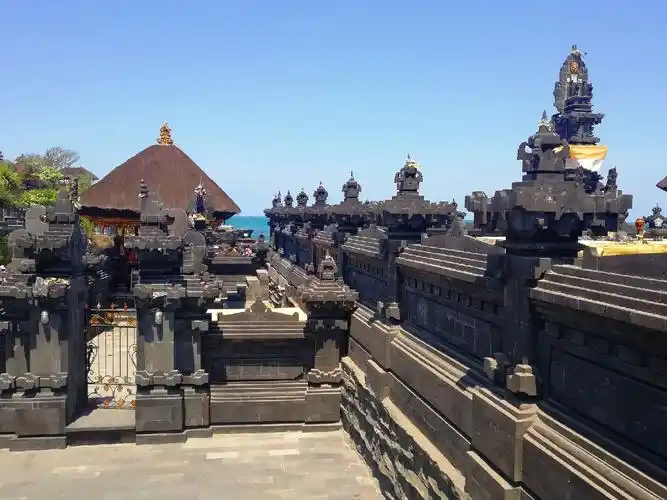 印尼巴厘岛(3)～海神庙,金巴兰海滩