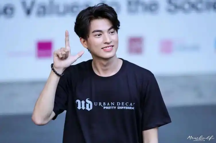 gulfkanawut  我的快乐就是看图快乐