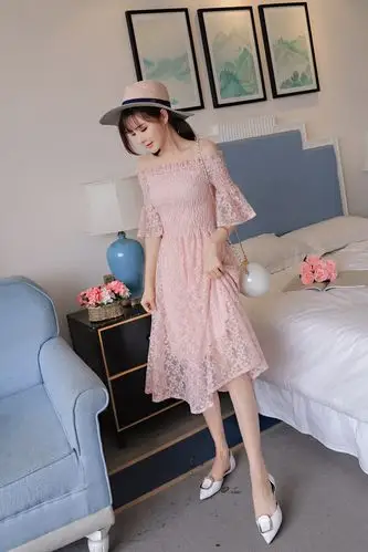 实拍2018夏性感露肩一字肩蕾丝连衣裙女修身显瘦裙聚会礼服裙子