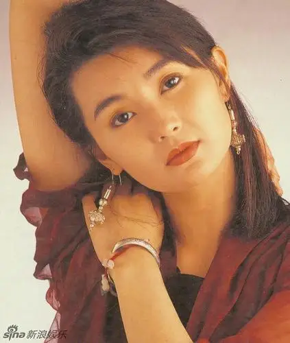 张曼玉51岁生日 18岁出道女神青涩照盘点(图)