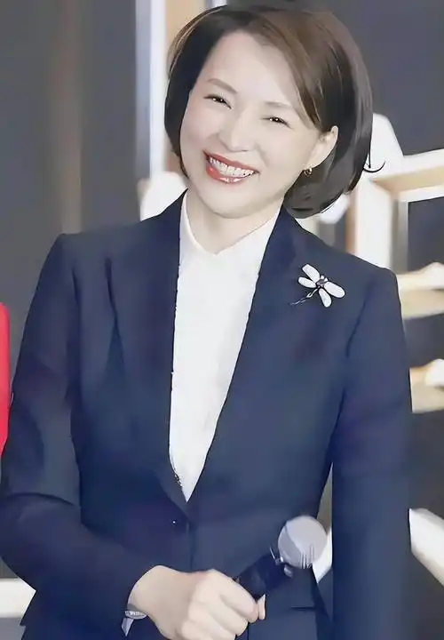 原创分手17年再看董卿与程前的境遇才发现他们可能真的不是一路人