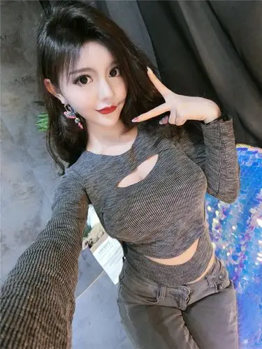 2019春装新款夜店女装灰色性感露胸假两件针织衫女长袖上衣