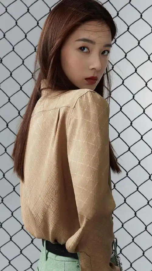 陈瑶性感高冷时尚美艳写真,高清图片,手机锁屏桌面-壁纸族