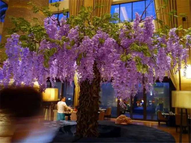 随着仿真树装饰风潮在国内的盛行.