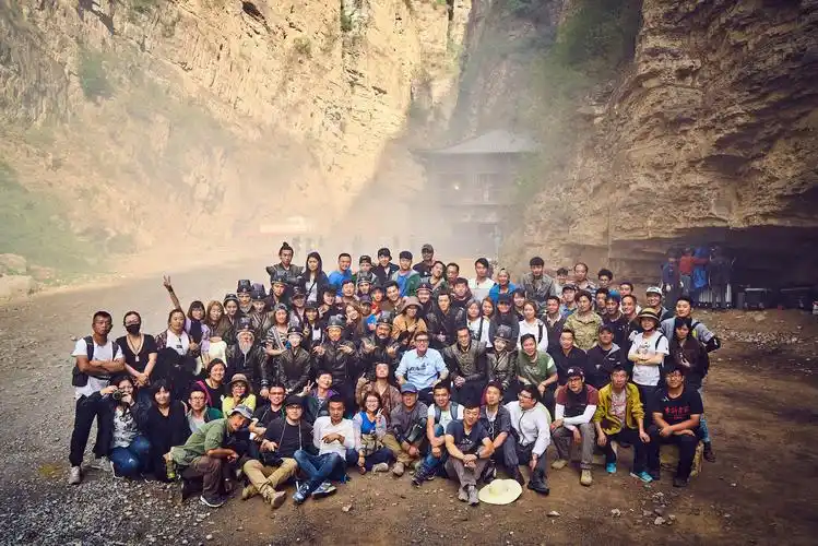 电影《武林怪兽》剧组杀青大合影