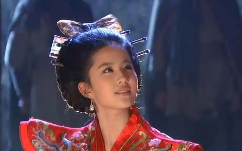 最美新娘!刘亦菲古装大婚造型