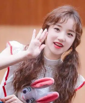 有种初恋脸叫宋雨琦出道前照片曝光网友五千年一遇美女