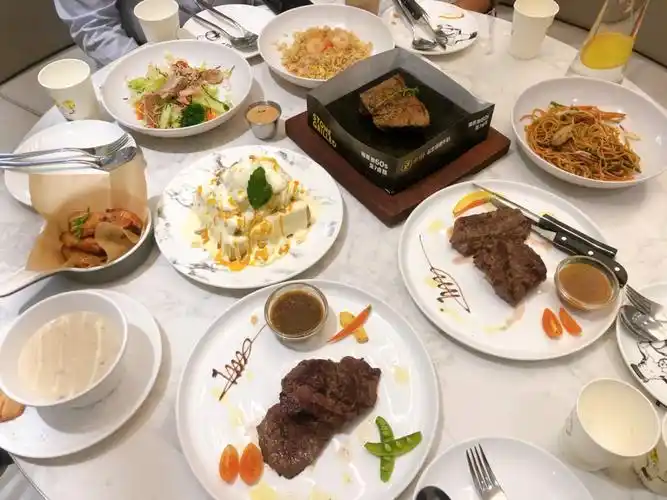 龙华周末聚餐卡朋西餐厅人均100$