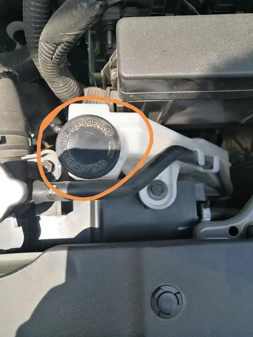 我的怎么看不到,怎么看,防冻液是什么颜色的