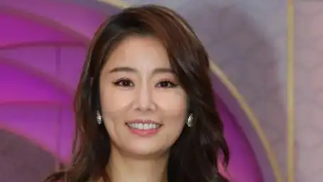 霍建华为何不让林心如生二胎?一张住院照曝光,难怪她会断崖衰老