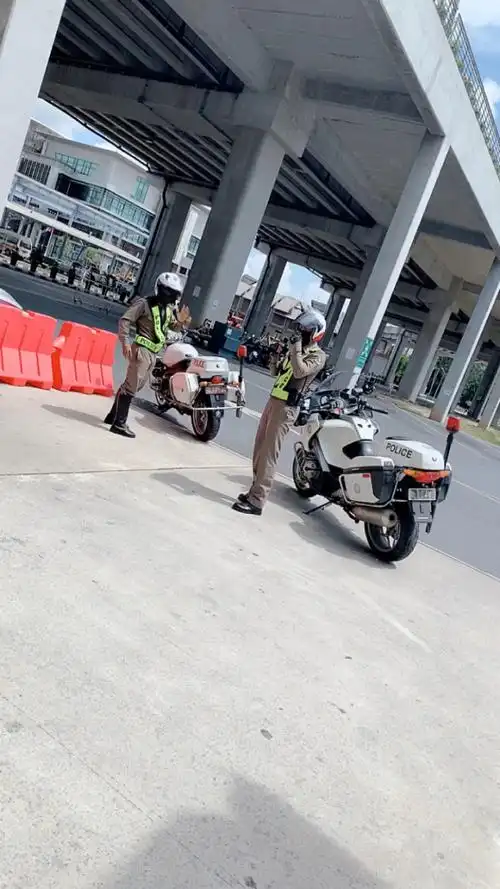 第二次泰国行,再次享受警车开道的待遇90