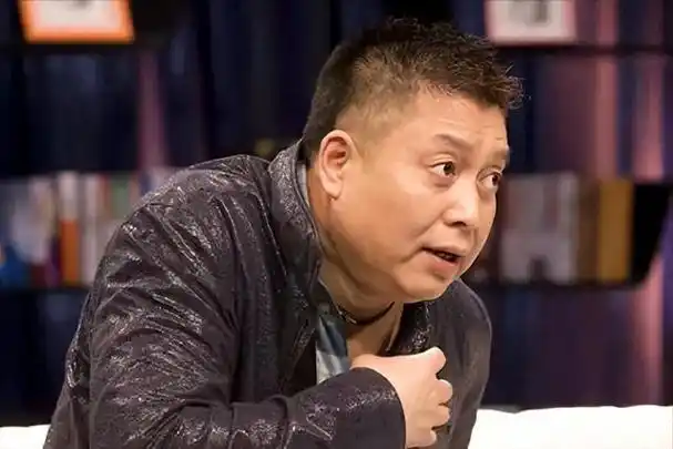 就没有不透风的墙!他次次离婚都净身出户,朱军被指横插一脚?