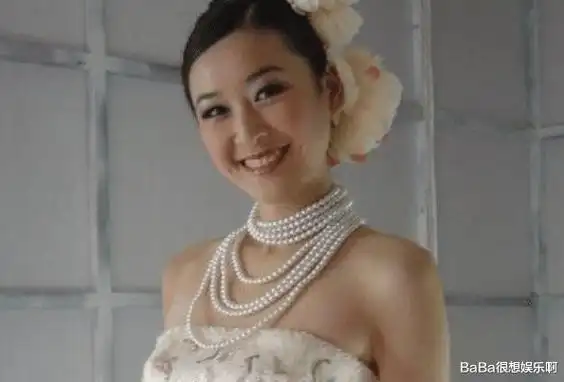 陈春雪根据观看电视剧杀狼花 的剧情内容可知,女主角是陈春雪,是甄锡