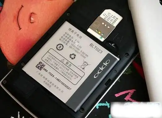 手机核电池的供电原理,不会对人体产生辐射