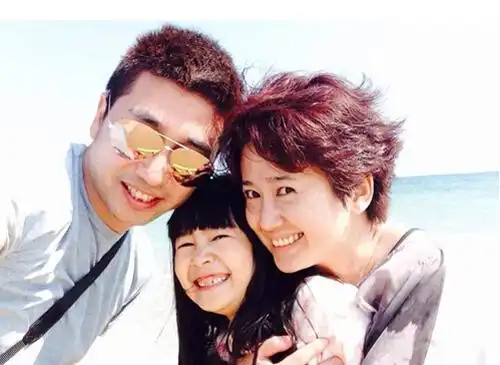 沙宝亮老婆朱娜个人资料 沙宝亮其女儿沙可萱照片曝光