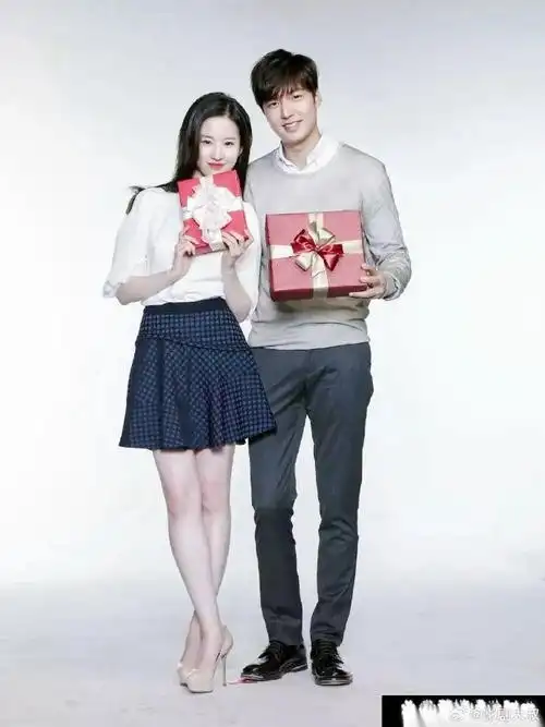 35岁刘亦菲和35岁李敏镐昔日写真照,二人男帅女靓,配一脸!