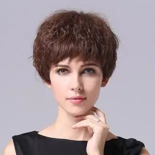 女士时尚短发烫发