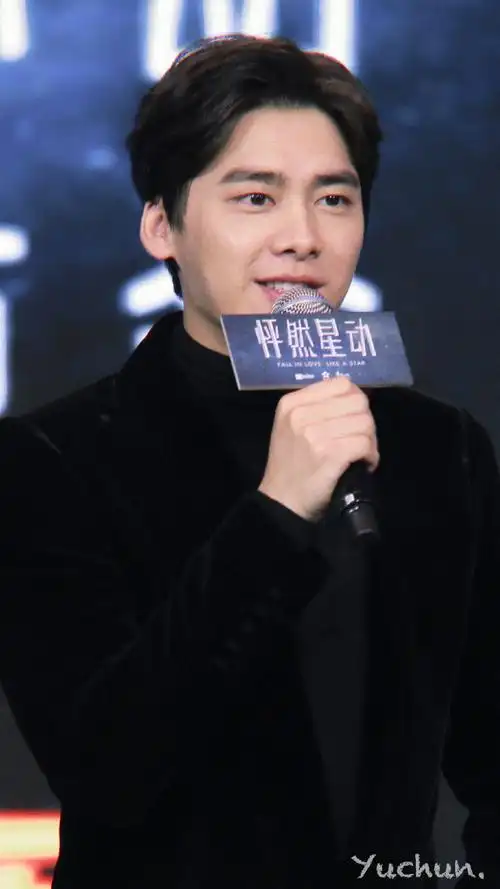 20151129怦然心动捡点库存📷来看苏星宇.我们会一直在的.@李易峰