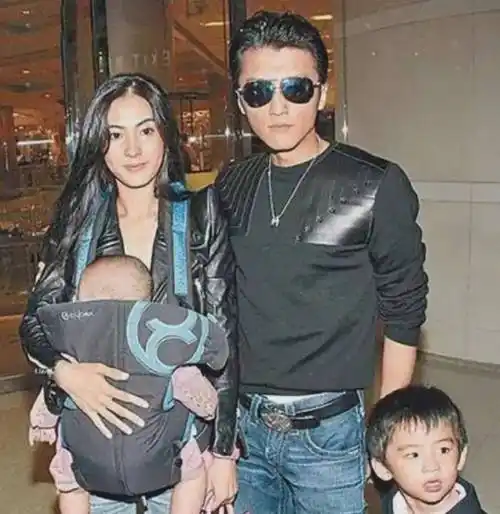 谢霆锋气到住院!16岁大儿子恋爱中,女友年龄比张柏芝还大?