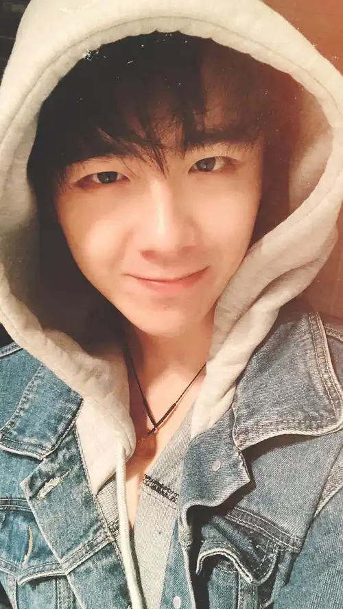 摩登兄弟刘宇宁生活照111