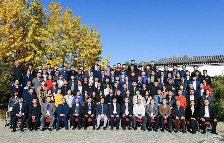 大秦硅藻泥获"硅藻新材料示范单位奖"