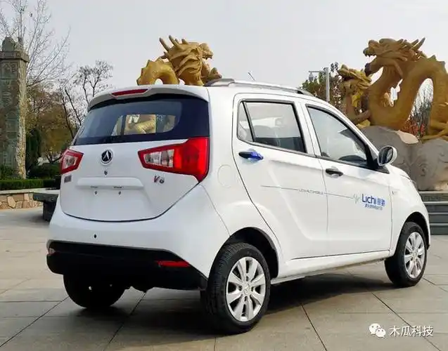 丽驰v8四轮电动车测评搭载5000w电机续航150公里能接3娃