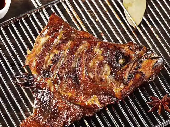 大奔碳烤碟鱼头双人套餐免费送