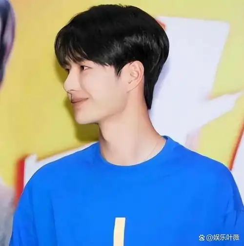 王一博再一次解锁新身份26岁履历惊人这简直就是爽文男主