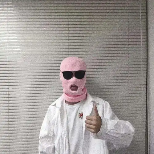 自我原创粉色头套适合头像