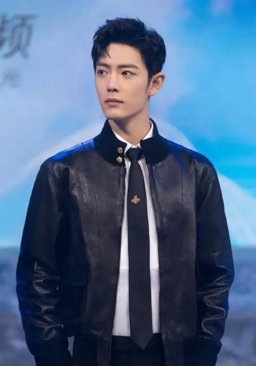 肖战的商务:走出困境,开辟新路肖战的近期商务动态备受瞩目.