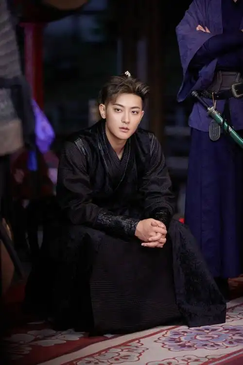 黄子韬萌探探探案3