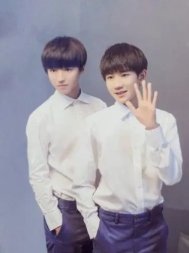 周震南王源不算啥,肖战才是颜值的顶峰!