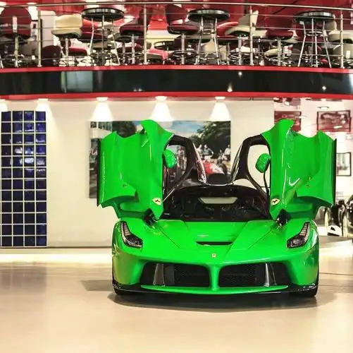 爱的颜色,绿的彻底的法拉利马王 laferrari!#汽车资讯