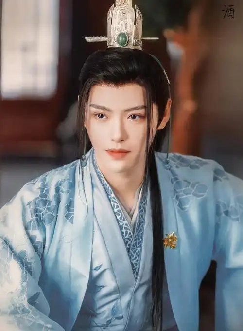 剧综教主柳先开