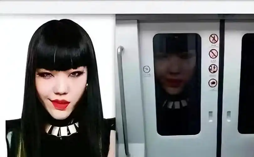 有位网友在网上发帖,他表示自己在地铁上看到了吴莫愁的海报,感觉到