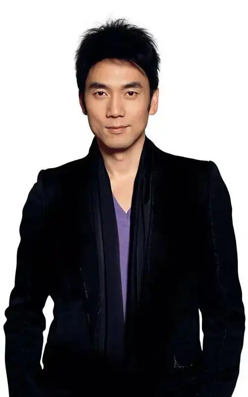 林依轮(中国男歌手,演员)_尚可名片