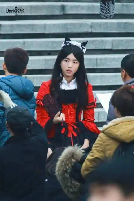 盘点男明星们男扮女装的绝美瞬间