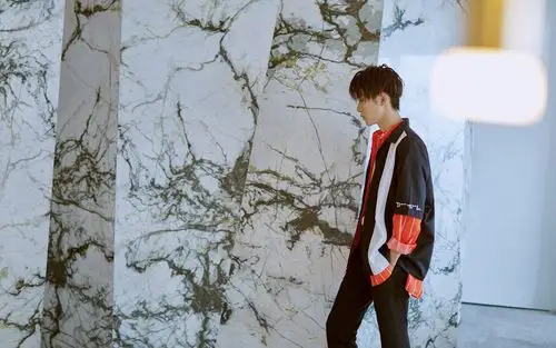 易烊千玺这就是街舞2壁纸图片