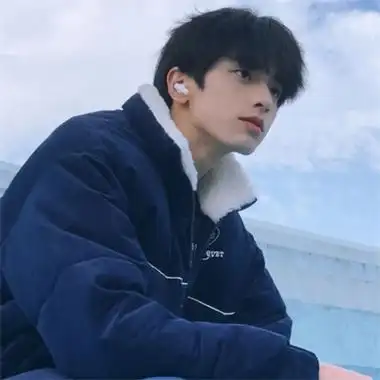 冬天氛围感帅气男生头像图片