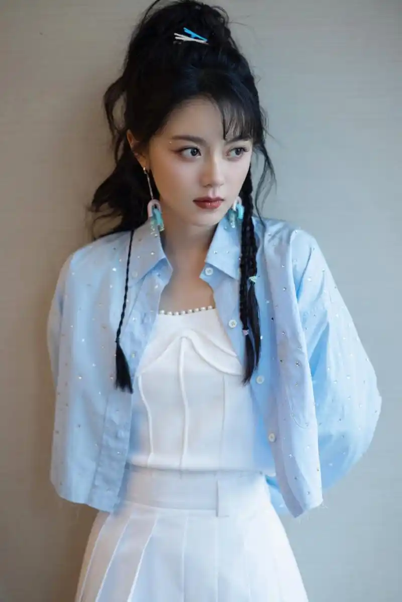 赵今麦高清壁纸头像(八)[小红花]