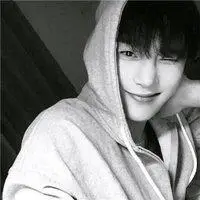 师气男生头像图片大全霸气点击鼠标右键下载