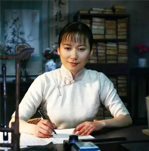 15岁当女主,花10年拍一部电影,51岁还未婚,俞飞鸿在追求什么?