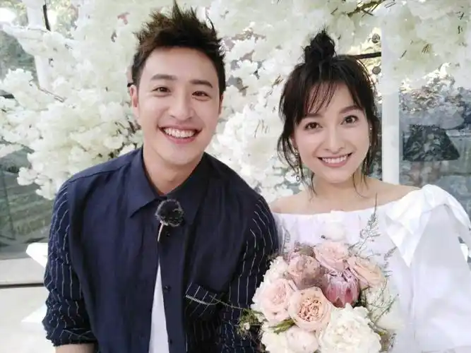 如何看待我们相爱吧第三季里面潘玮柏对吴昕的态度