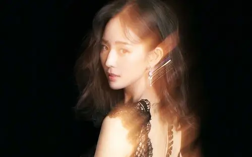 张钧甯性感迷幻写真图片桌面壁纸