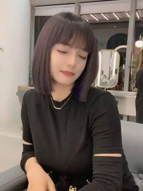 夏天你就缺一款免打理洗个头就a到爆的直短发