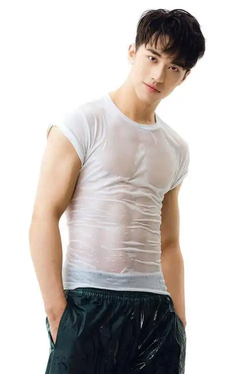 腹肌的块数是天生的吗