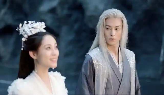 遇龙流萤第三世开启化身女将军封尘月身穿嫁衣嫁龙王