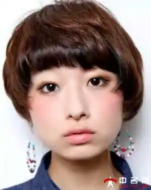 方脸女生适合什么发型方脸适合的修颜短发发型