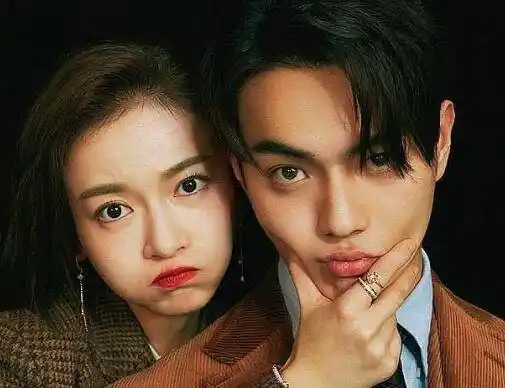 许凯和白鹿都是于正旗下的艺人,而且如今都正在被力捧,他们合作主演过