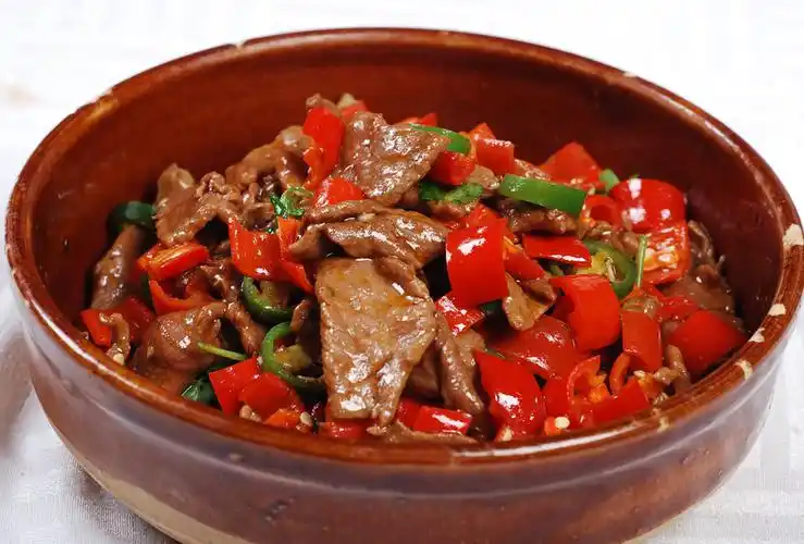 这才是正宗湖南小炒黄牛肉做法,喜欢的别错过哦!_大全-幸福起航